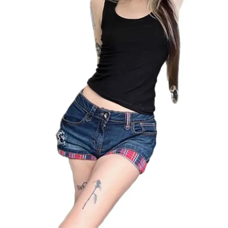 Hot Girl Low Waist Plaid Color Block Slim Fit Cuffed Denim Ultra Shorts Women Summer New Style Body Shape Ripped Wrap around Hot