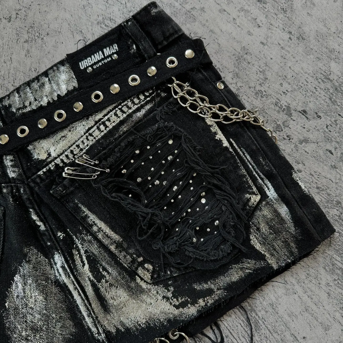 Shorts Women Y2K Skirt Harajuku Gothic Hip Hop Retro Washed Rhinestone Sequin Baggy Denim Short High Waist Slim Mini Short Skirt