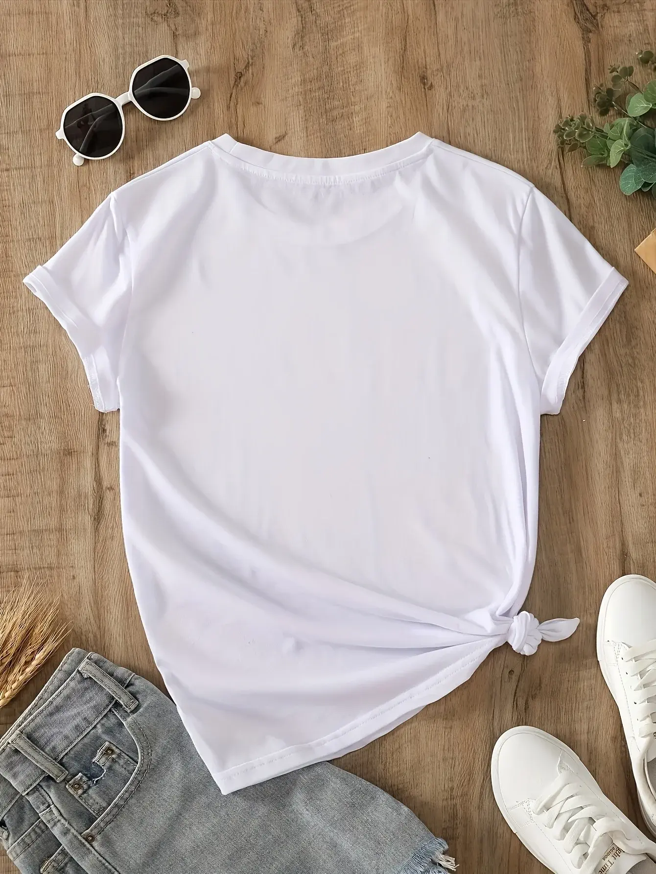 Women'S Bonjour Paris Graphic Tee Casual Crew Neck Short Sleeve T-Shirt with Eiffel Tower Vintage Bicycle Design Floral Accents