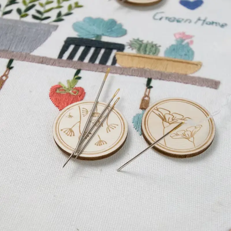 2Pcs Cross Stitch Wood Round Magnetic Needle Holder Magnet Needle Keeper Household DIY for DIY Sewing Crafts