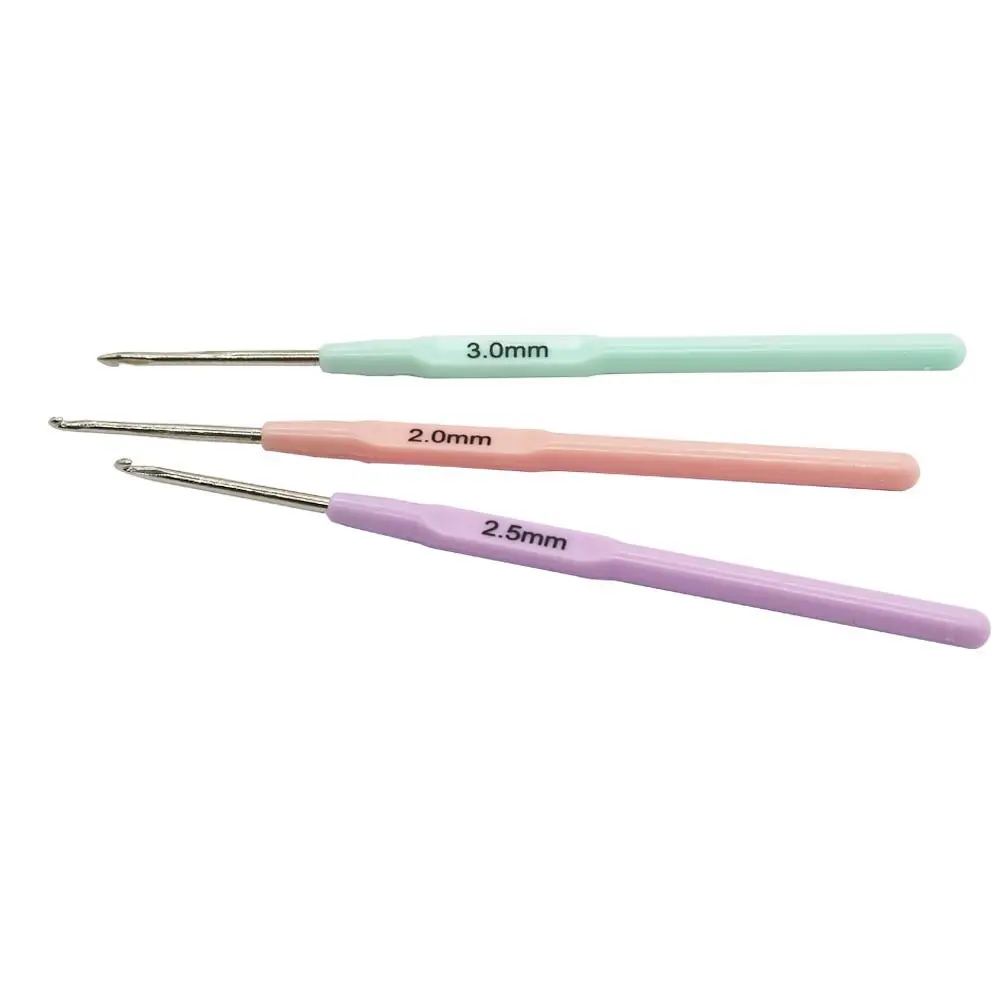 3pcs Crochet Hooks Plastics Handle Knitting Needles for Yarn DIY Craft Nice Gift Women Knitting Tools