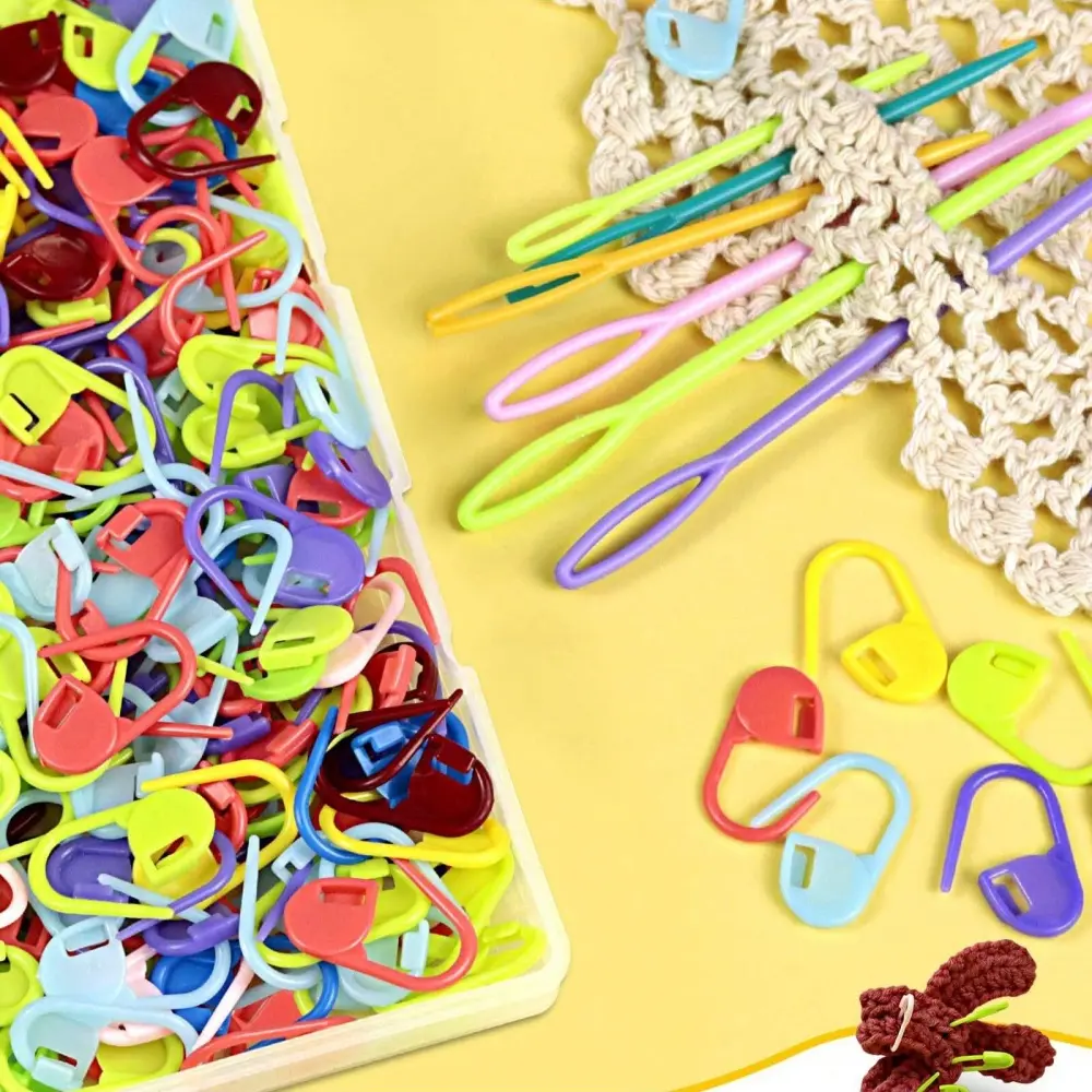 61Pcs Multicolor Plastic Resin Small Clips Knitting Crochet Markers Locking Stitch Needle Clip Marking Rings DIY Sewing Tool