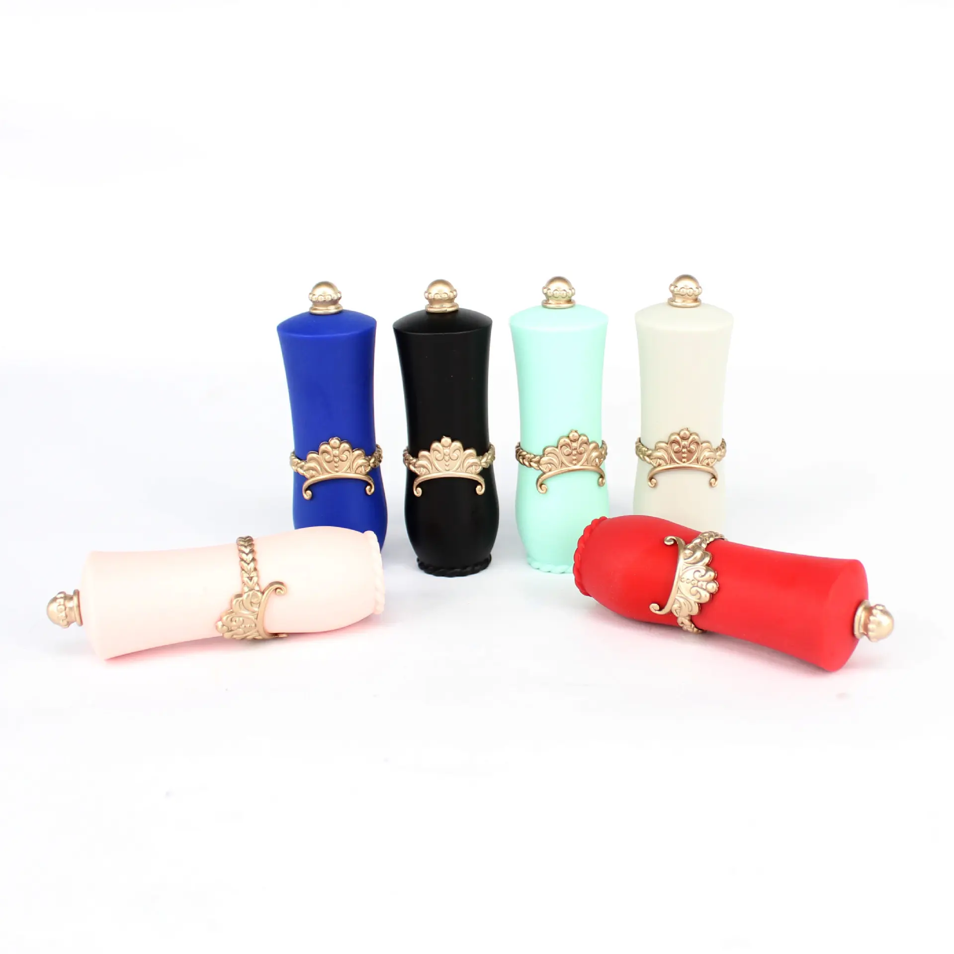 Lipstick Shaped Needle Insertion DIY Sewing Embroidery Needle Tube European Portable Needle Placement Tool
