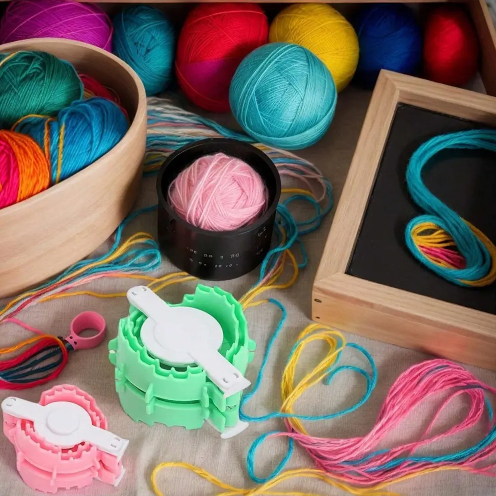 2 Sizes Wool Ball Maker Knitted Tools Yarn Pompon Wool Plush Ball Set Fluff Ball Weaver Wool Ball Production Tools Pompoms