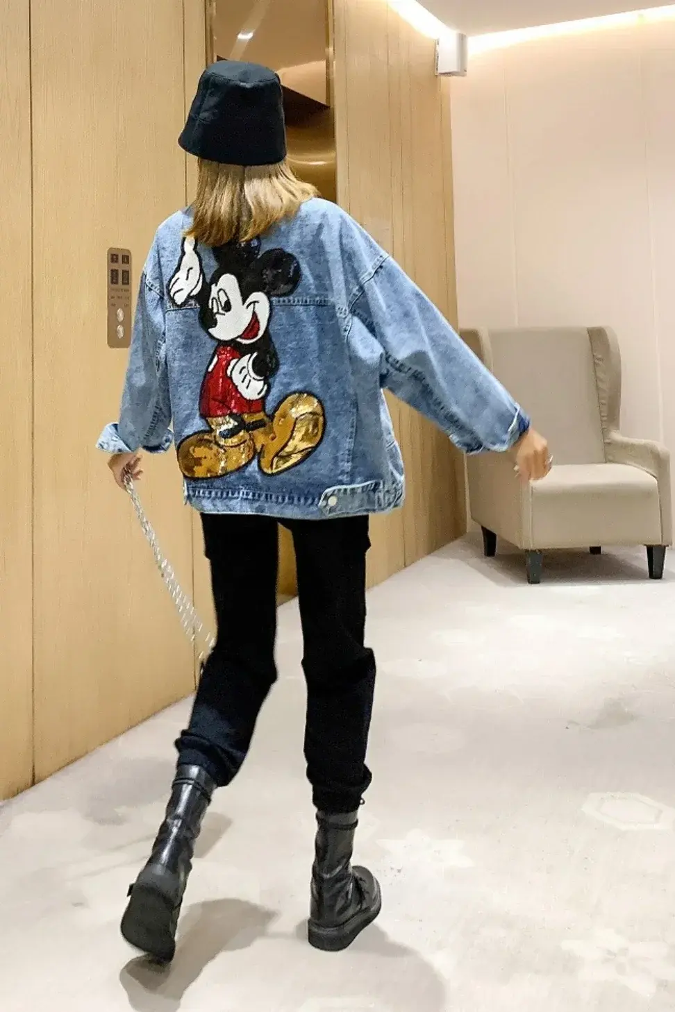 2022 Spring Autumn Long Sleeve Embroidered Sequin Cartoon Oversized Denim Jacket Women Loose Mid-Length Fashionable Jeans Coat