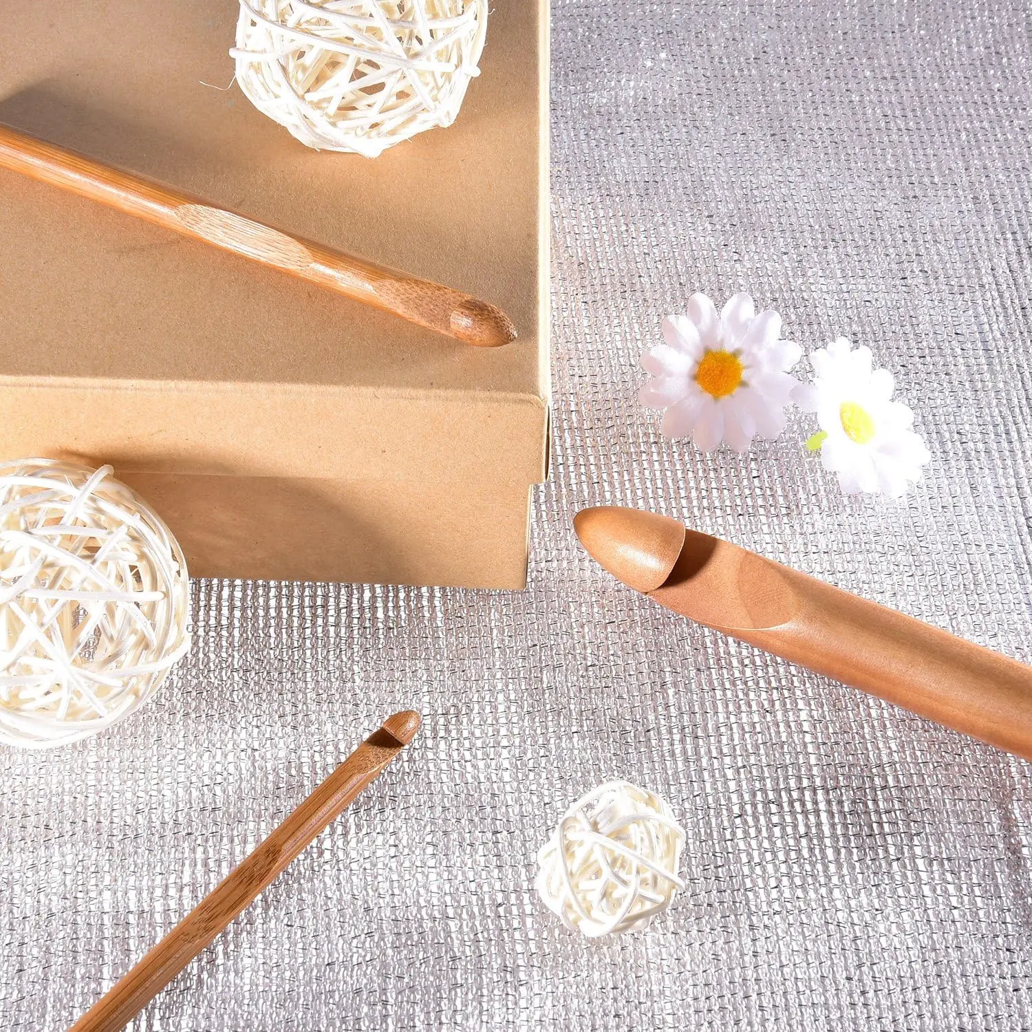 3 PCS Giant Crochet Hooks Set - 15mm(P/Q) 20mm(S) 25mm(U) Bamboo Yarn Hooks with Portable Case - Perfect for Big Loop Yarn