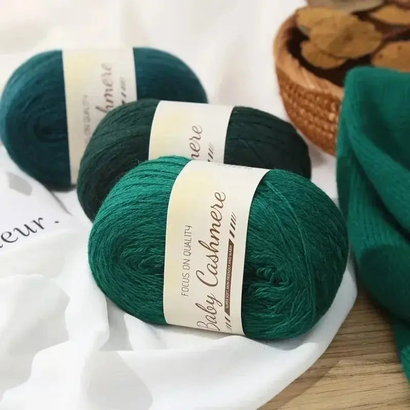 Cashmere Scarf Hand Woven DIY Medium Thick Yarn Hand Woven Mink Plush Doll Material Bag Sweater Scarf
