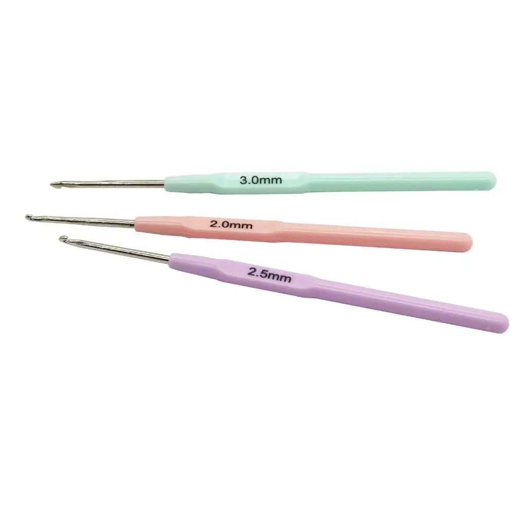 3pcs Crochet Hooks Plastics Handle Knitting Needles for Yarn DIY Craft Nice Gift Women Knitting Tools