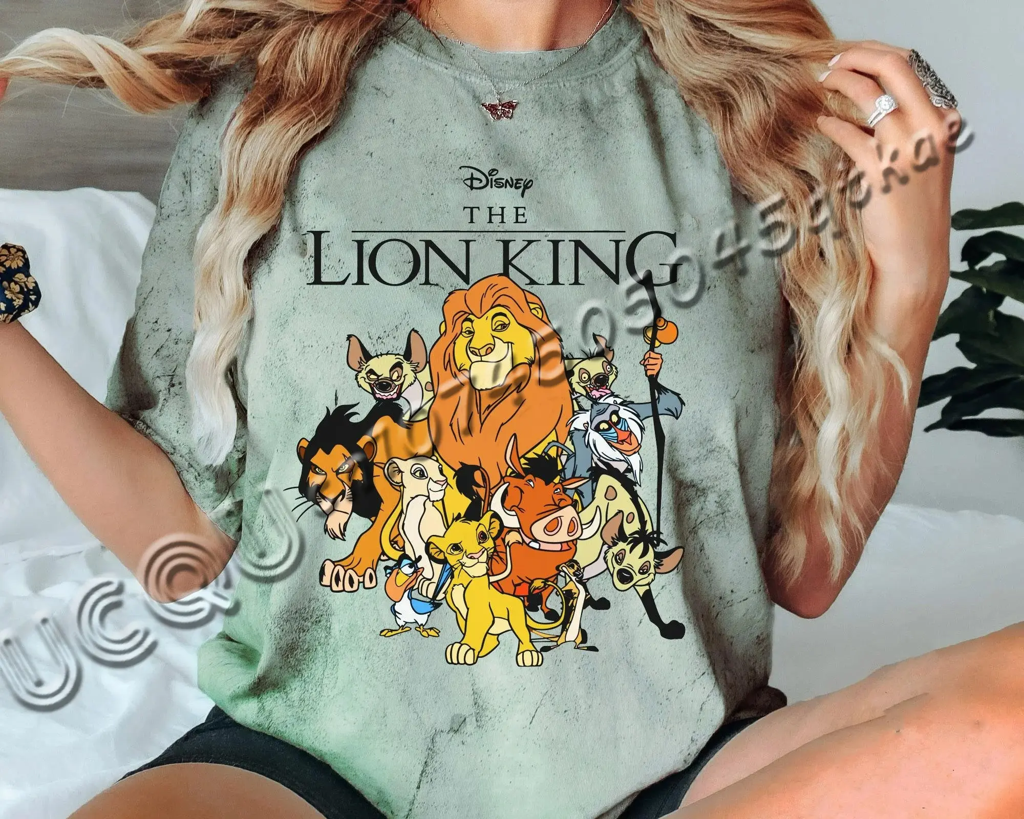 Summer Retro The Lion King Group Characters Simba Pumbaa Timon Hakuna Matata Disney Women's Short Sleeve T-shirt Tops