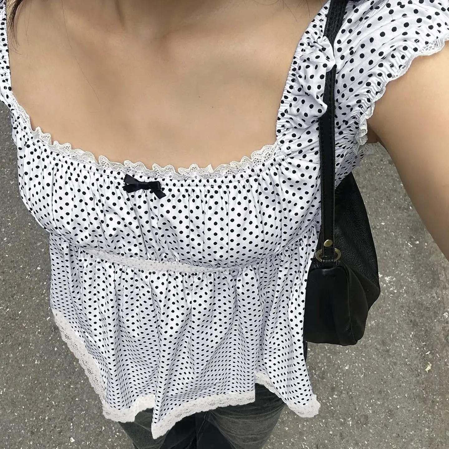 Onalippa 2025 New Sweet Lace Polka Dot Girl Doll Dress Shirt French Design Niche Lace Bubble Sleeves Simple Casual Top