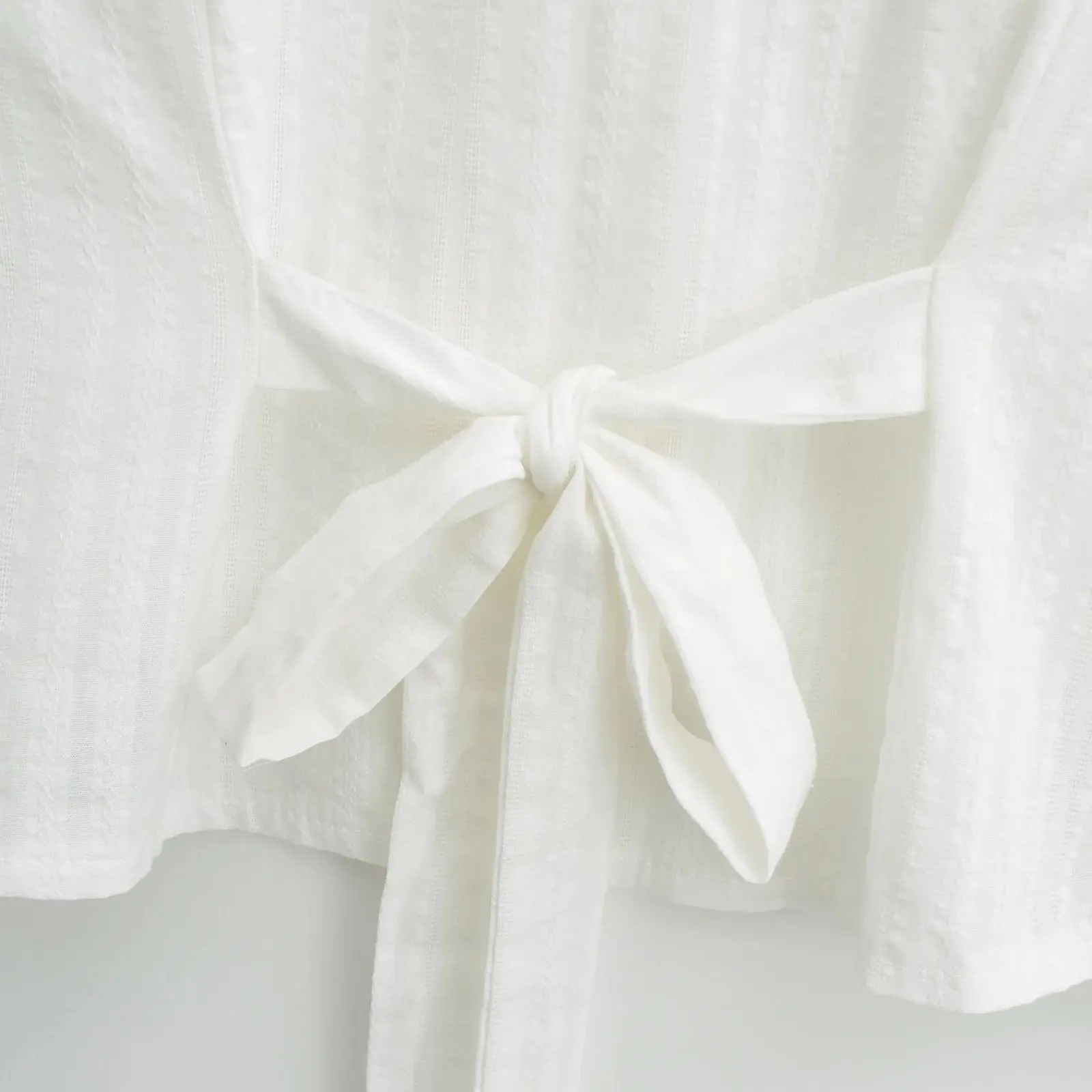 2025 Summer Plain White Spliced Lace V neck Sleeveless Tank Women Open Buttons Slim Waist Tie Bow Sashes Back Tank Top Crop Tops