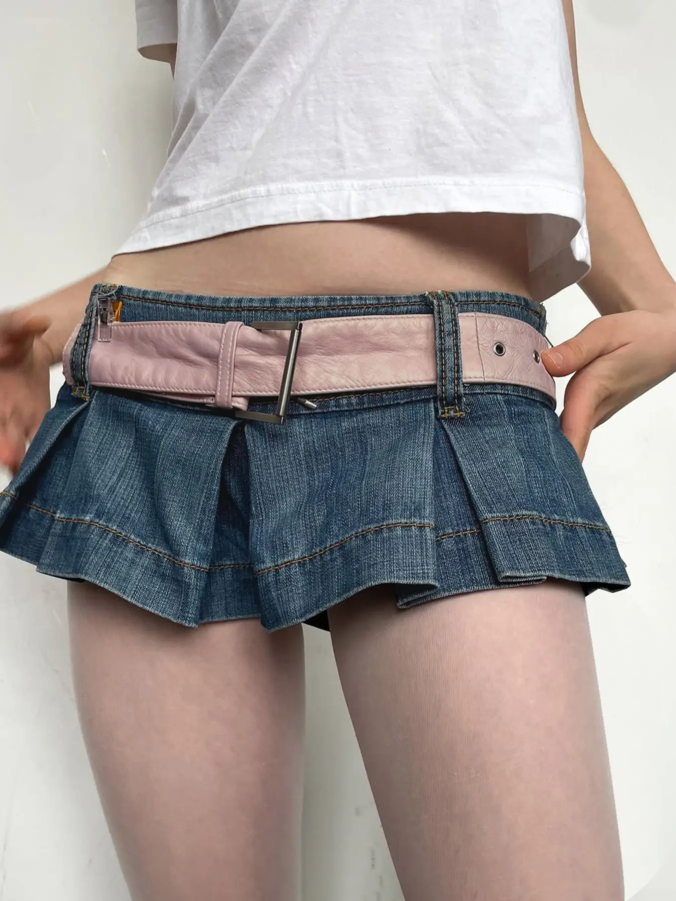 Rockmore Y2K Coquette Sexy Girl Style Mini Skirts Shorts for Women 2025 New Low Waisted Pleated Super Short Denim Skirt Korean