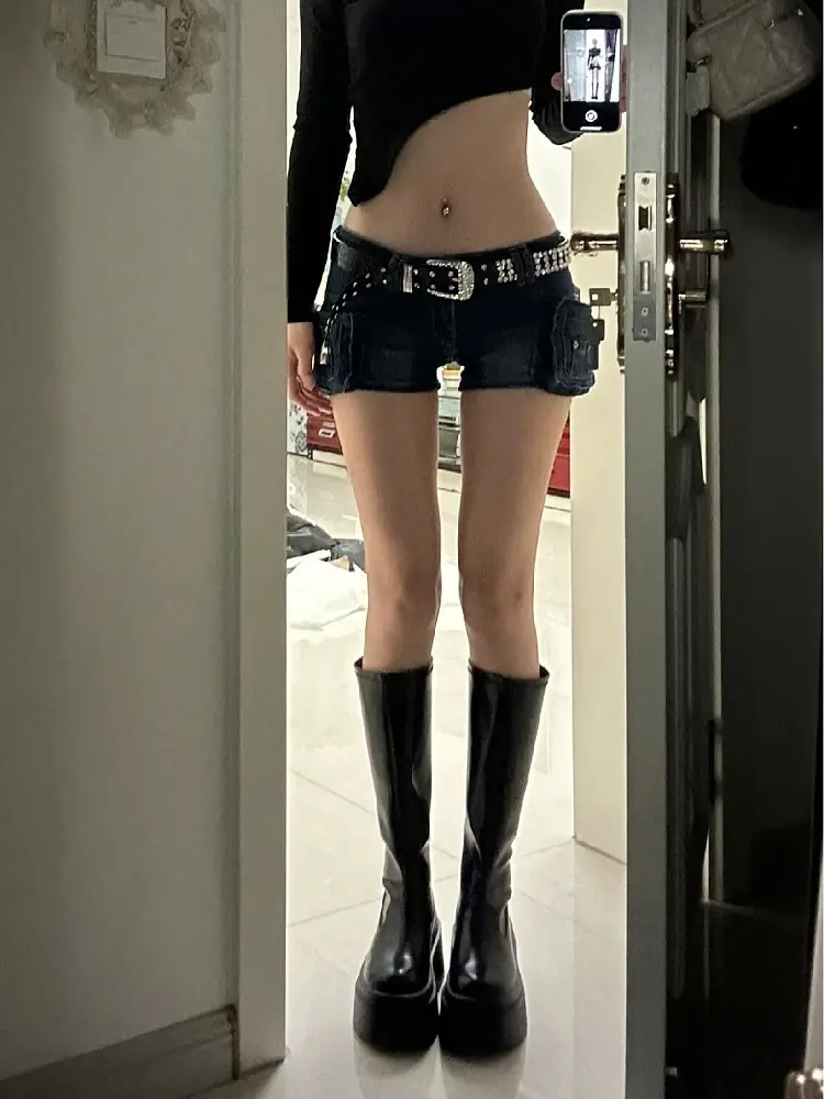 Streetwear Casual Hot Slim Sexy Low Waist Mini Denim Shorts Women Wash Y2k Classical Sexy Gyaru Dark Academia Gothic Short Pants