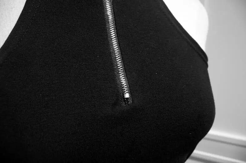Japanese Harajuku Wind Spring and Summer High-collar Zipper Short Dark Hard Girl Ring Design vest Small Suspender girls TBM-T3