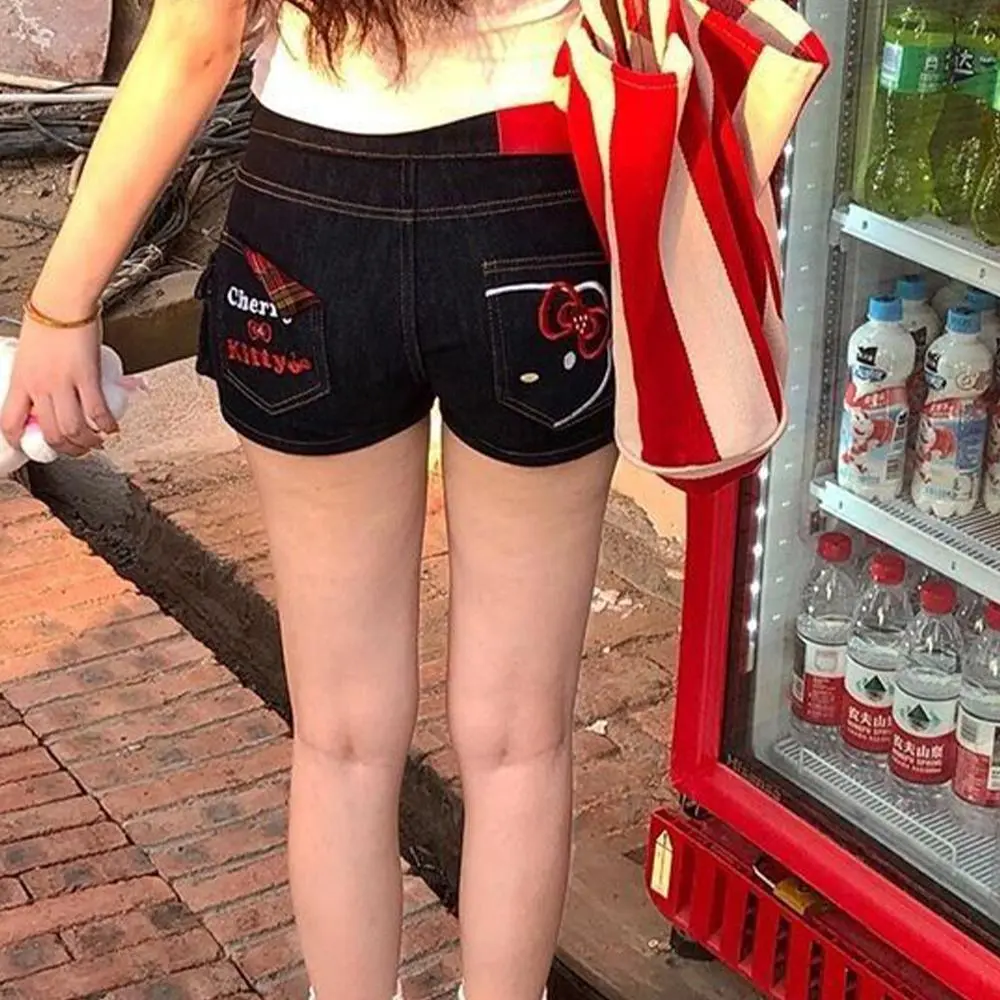 Y2K Hello Kitty Women Shorts Summer Hot Girls Embroidery Jeans Shorts Female Cartoon Sanrio 2025 New Sexy High Waist Hot Pants