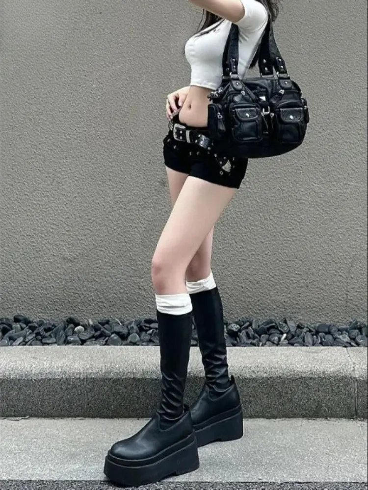 Japanese Vintage High Waist 2000S Black Slim Fit Y2K Denim Shorts Women Fashion Casual Sexy Street Harajuku Style Shorts Summer