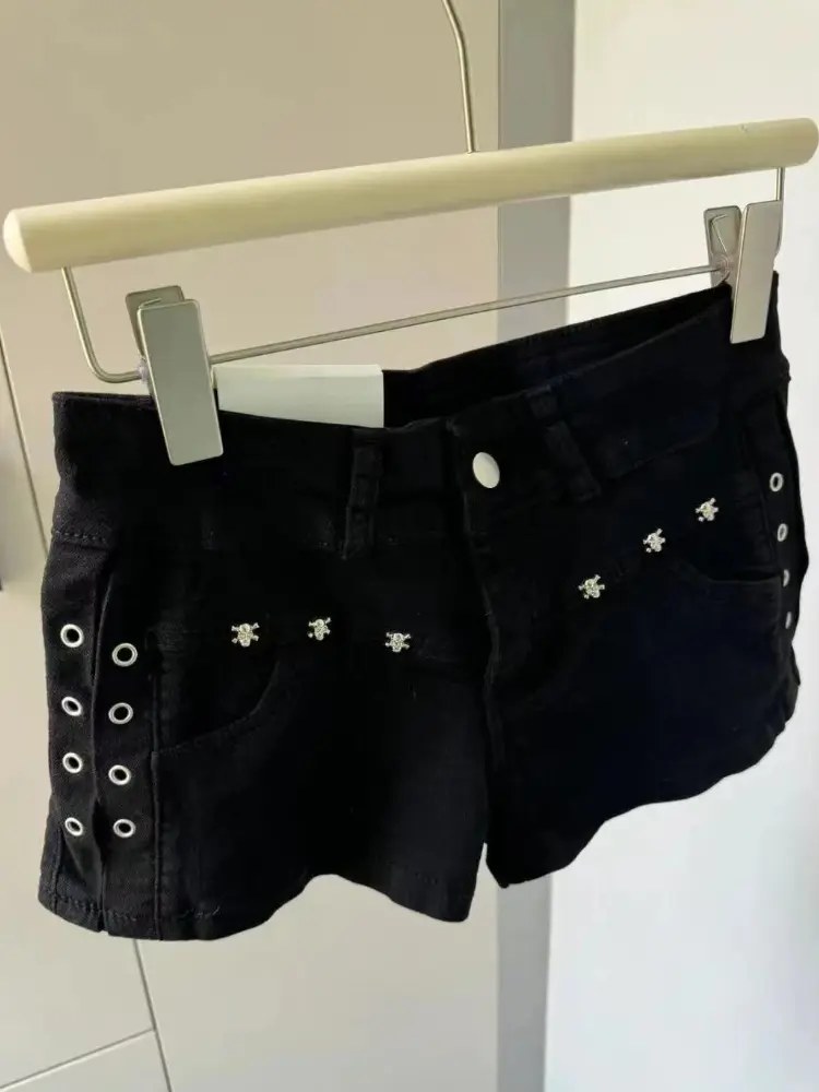 Japanese Vintage High Waist 2000S Black Slim Fit Y2K Denim Shorts Women Fashion Casual Sexy Street Harajuku Style Shorts Summer