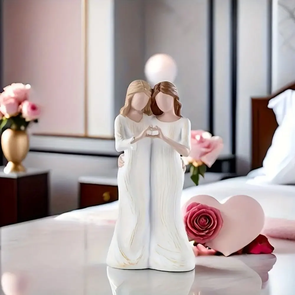Hand-Painte Mother And Daughter Statue Elegant Modern Mom Hug Daughter Sculptures Resin Craft Family Sculpture Birthday Gift