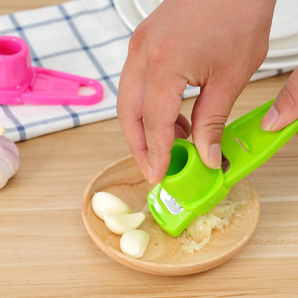 Handheld for Vegetable Nuts with Hole Household Garlic Cutter Ginger Chopper Garlic Crusher Kitchen Grinder