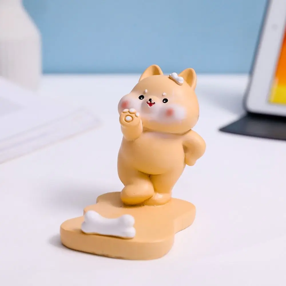 Small Cute Kittens Figurines Resin Crafts Girl Heart Animals Phone Holder Cartoon Kawaii Animals Miniatures Gifts