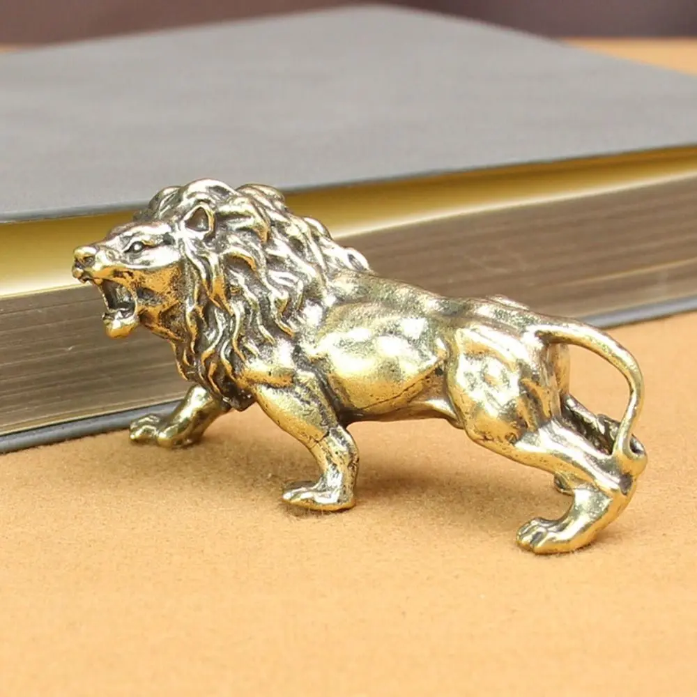 Retro Pure Copper Lion Statue Small Lion Shape Brass Lion Sculpture Copperware Antique Lion Ornaments Tea Pet