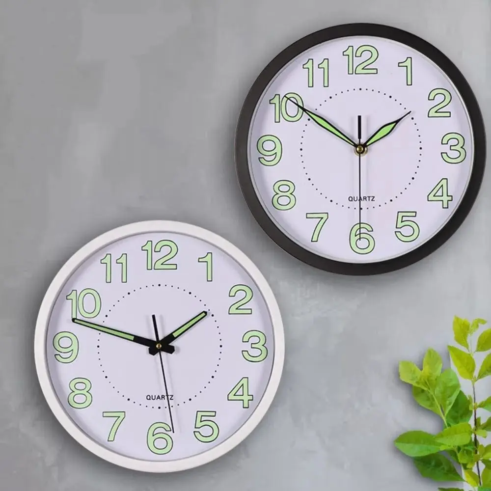 Creative 12inch Glow in The Dark Clock Non-Ticking Hanging Silent Quartz Clock Plastic Energy-Saving Digital Clock Living Room