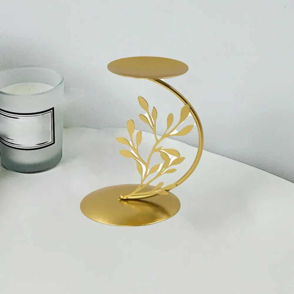 Romantic Rust-proof Leaves Candlestick Stand Small Exquisite Gold Candle Holder Modern Desktop Candlestick ornaments Table