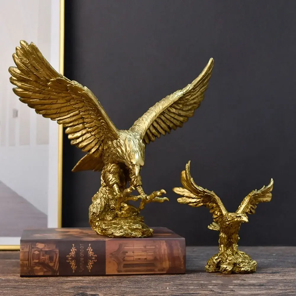 Family Ornaments Resin Golden Eagle Figurines Chinese Style Eagle Resin Eagle Vivid Study