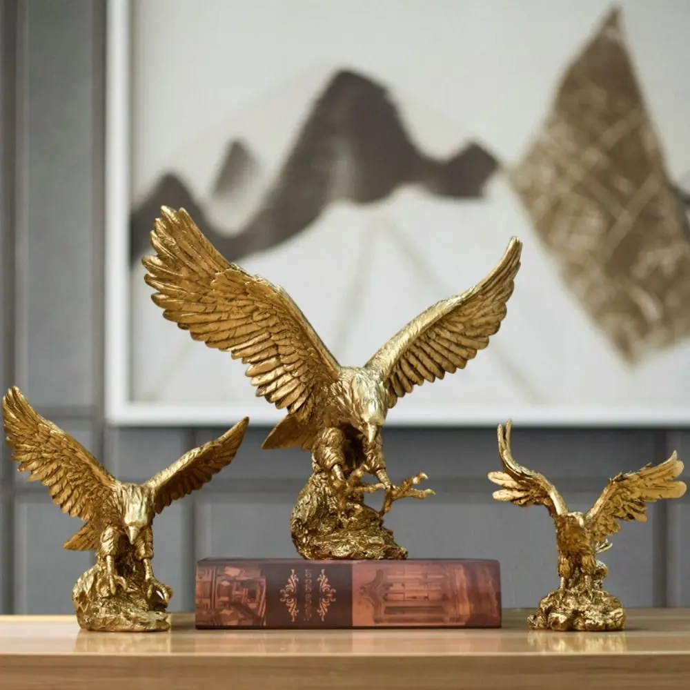 Family Ornaments Resin Golden Eagle Figurines Chinese Style Eagle Resin Eagle Vivid Study