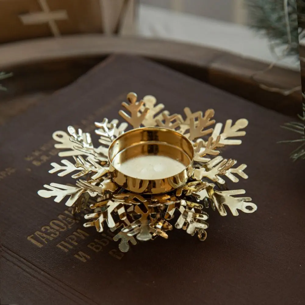 Candle Stand Modern Snowflake Candle Holders Golden Iron Tealight Holders Flower Shape Candlestick Tabletop Ornaments Wedding