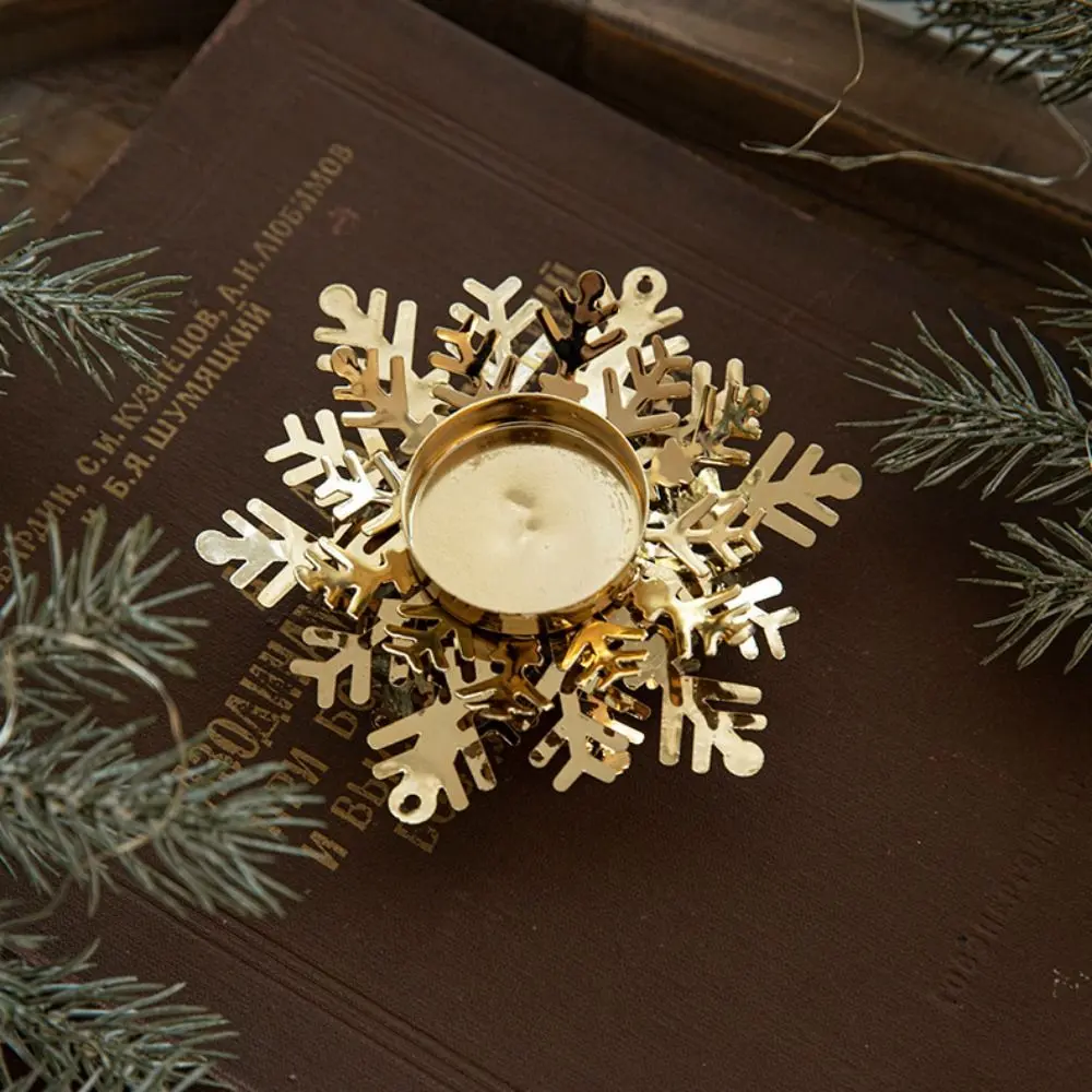 Candle Stand Modern Snowflake Candle Holders Golden Iron Tealight Holders Flower Shape Candlestick Tabletop Ornaments Wedding