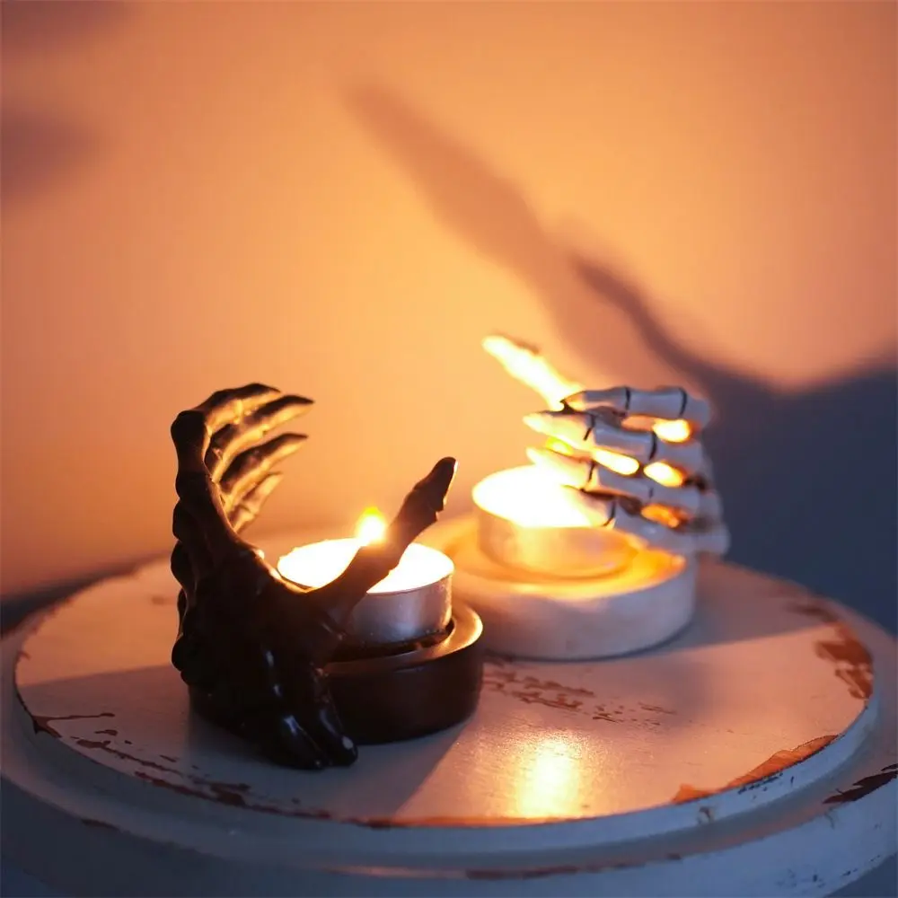 Simple Resin Art Skeleton Hand Candlestick Handmade Exquisite Gothic Candle Holder Unique Halloween Skeleton Statue Living Room