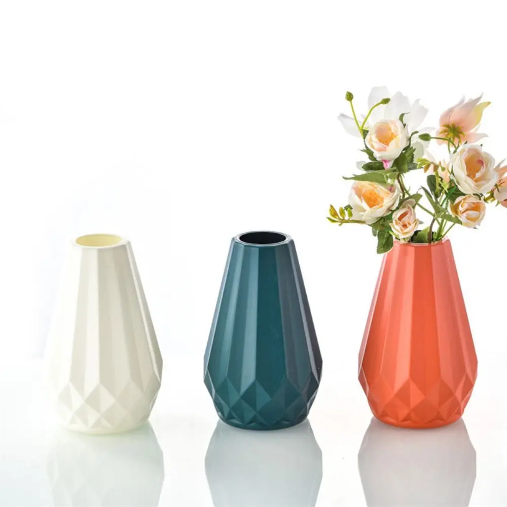 Flower Container Nordic Style Plastic Flower Vase Durable Anti-fall Creative Shaped Flower Pot Versatile Vase Ornaments Desktop