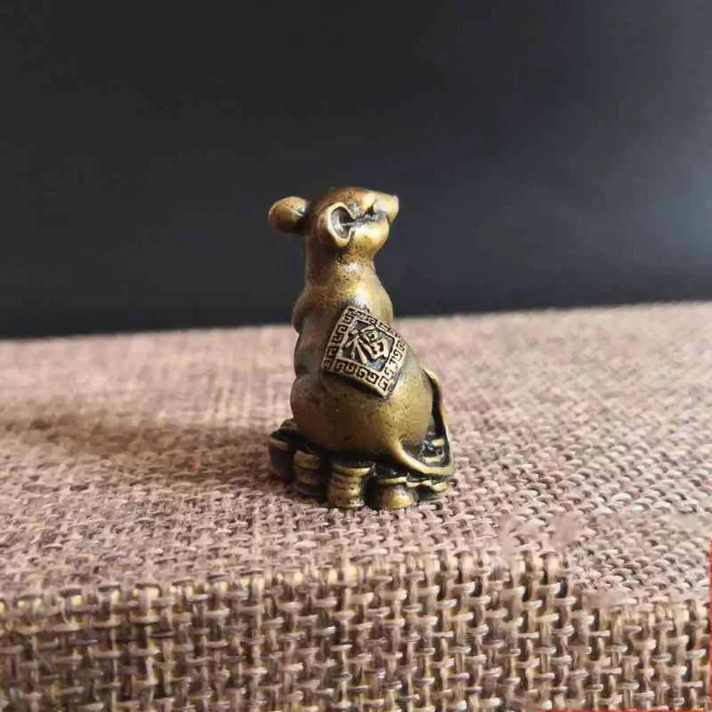 Creative Chinese Rat Miniatures Traditional Mouse Love Corn Zodiac Mouse Figurines Pure Copper Mouse Love Corn Ornaments Home