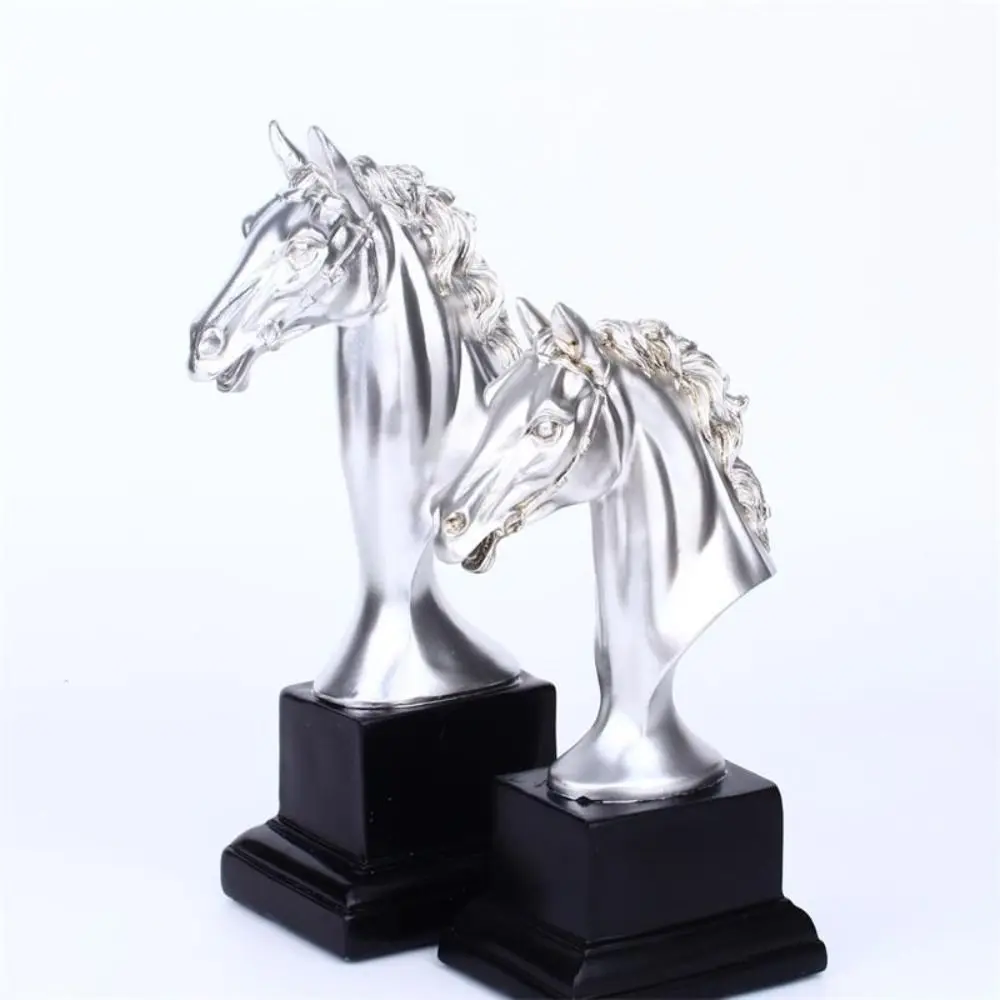 Kawaii Horse Head Desk Craft Mini Exquisite Horse Resin Ornament Handmade Durable Horse Head Figurine Christmas