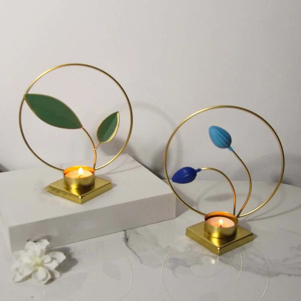 Nordic Iron Crafts Round Plant Candlestick Decorative Unique Leaves Candlestick Ornament Metal Aromatherapy Holder Living Room