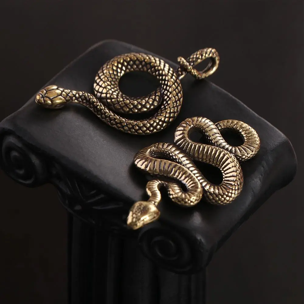 Twelve Zodiac Snake Vintage Brass Snake Statue Ancient Elegant Snake Figurines Exquisite Lifelike Lucky Charm Animal Sculpture