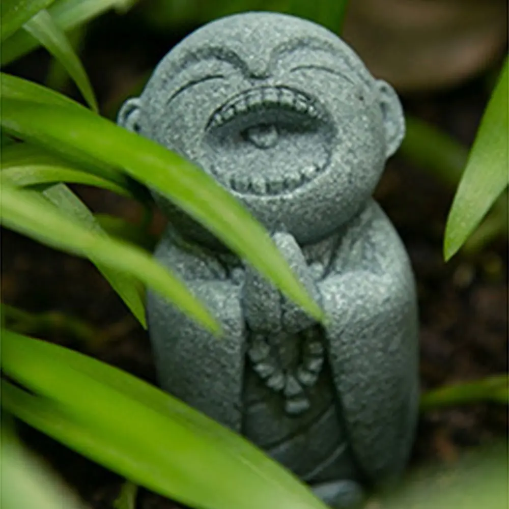 Durable Miniature Buddha Statue Exquisite Handmade Little Monks Figurine Cute Zen Garden Ornament Garden