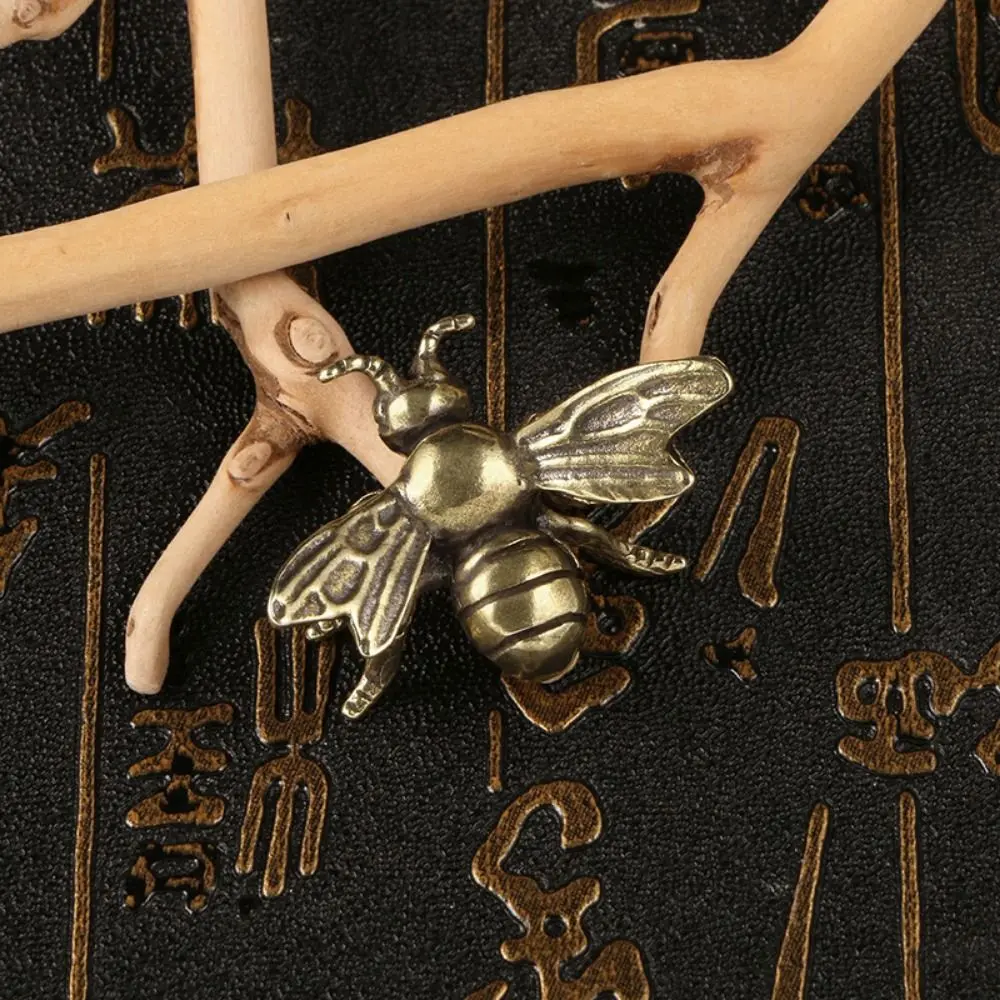 2Pcs/set Vintage Miniatures Bee Statue Chic Solid Copper Honeybee Figurine Antique Simulation Insect Ornaments Study