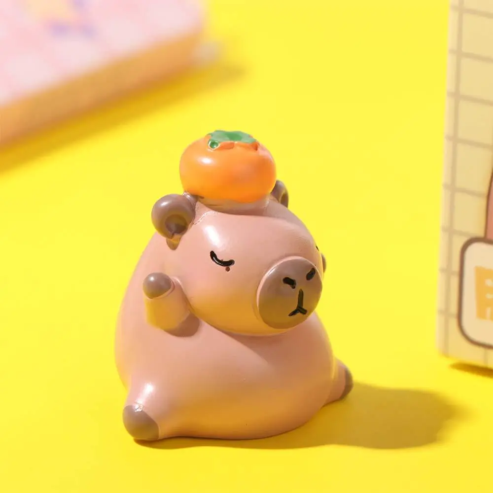 Ornaments Resin Simulation Mini Capybara 3D Cute Capybara Action Figures Decorative Kawaii Capybara Figurine Kids Gift