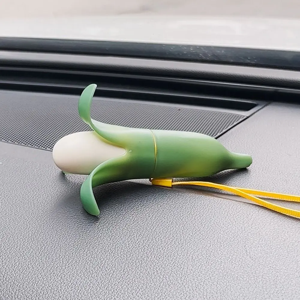 UV Temperature-Sensitive Color Changing Banana Pendant Telescopic Decorative Car Rearview Mirror Charms Turn Yellow Plastic