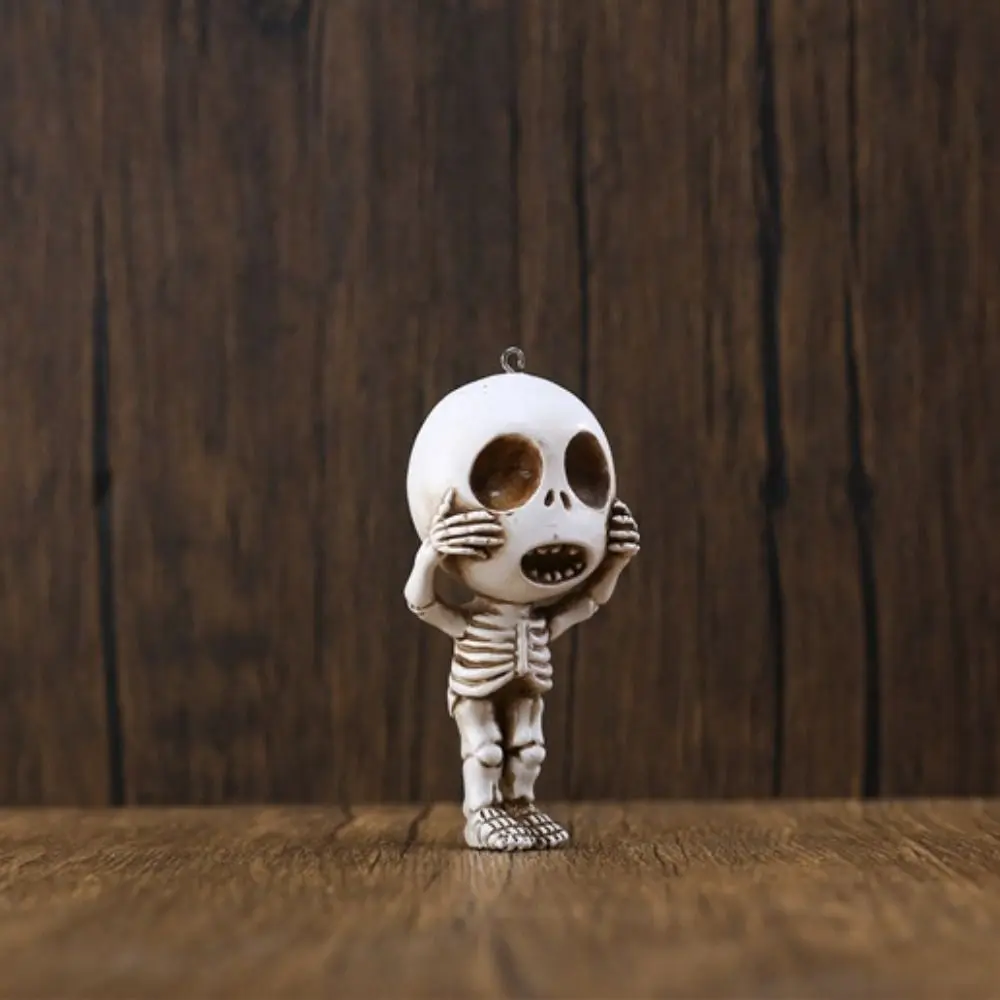 Cute Little Skull Decorative Ornament Unique Portable Resin Sculpture Hangable Little Ghost Ornament Living Room