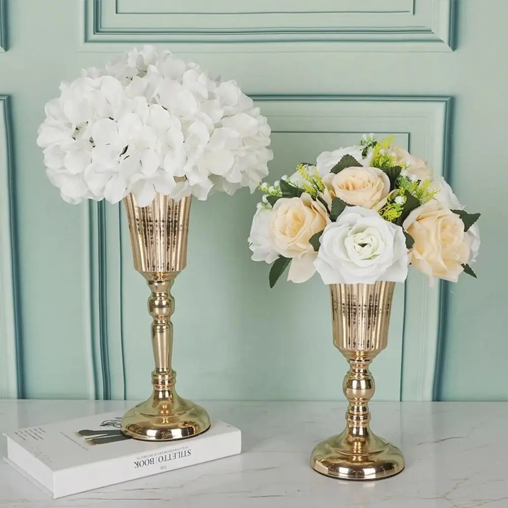 Wrought Iron Gold Iron Vase Anti-fall FIower Art Wedding Photo Props Golden Simulated Flower Holders Wedding Arrangement