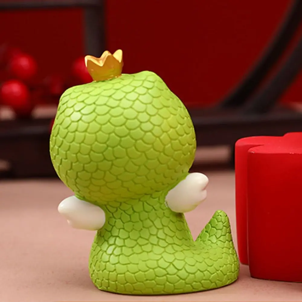 Small Crown Snake Baby Figurine Traditional Year of The Snake Zodiac Snake Figurine Resin Crafts Chinese Style