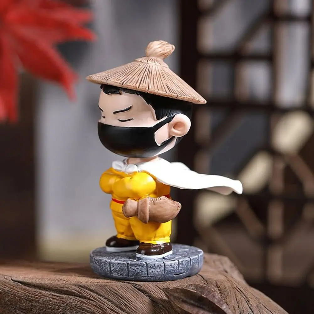 Funny Landscape Chinese Swordsman Figure Exquisite Ancient Car Swordsman Ornament Cartoon Resin Swordsman Miniatures Car