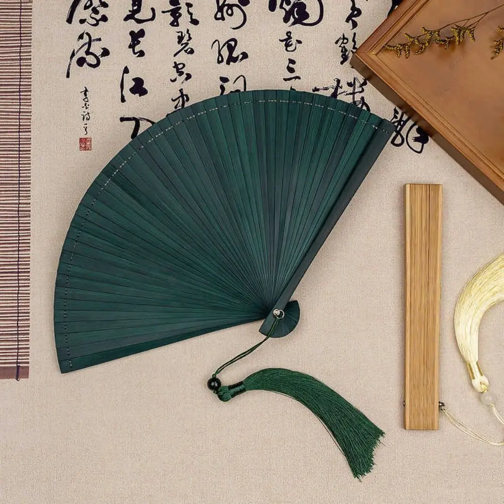Chinese Style Solid Color Bamboo Fan Exquisite Portable Tassel Folding Fan with Random Tassel Retro Kimono Fan Lady Dance Props