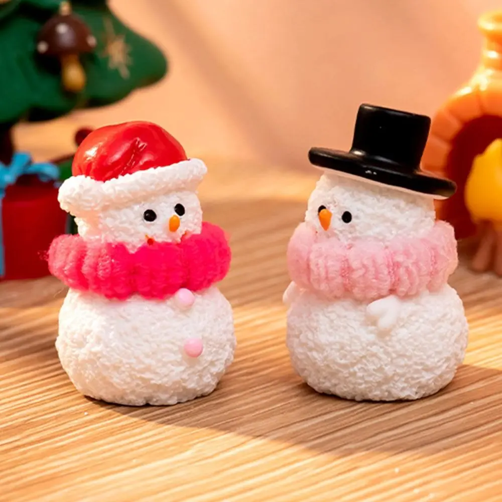 6pcs/set Creative Mini Christmas Figurines Cartoon Resin Crafts Snowman Miniature Ornaments DIY Decorative