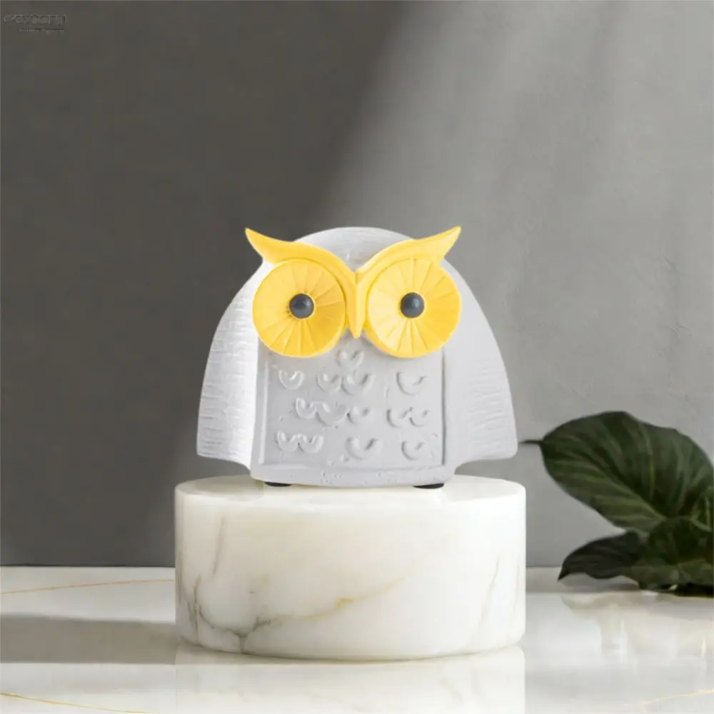 Desktop Foyer Decoration Resin Owl Ornament Waterproof Cute Animal Statue Vivid Creative Miniature Figurine Sculpture Outdoor