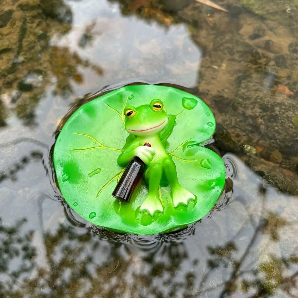 Creative Resin Frog Garden Statues Cute Relaxing Miniature Frogs Sculpture Waterproof Lotus Leaf Fake Animal Decorations Yard