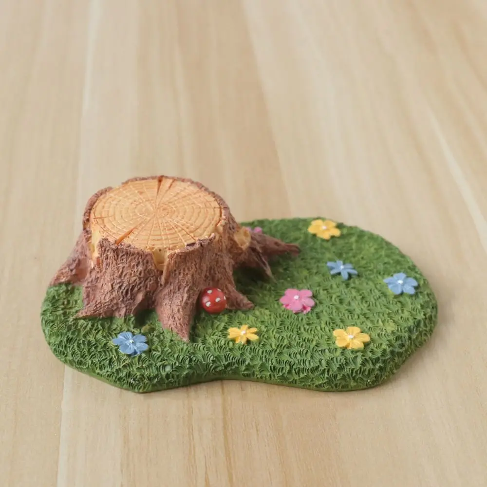Kawaii Tree Hole Ornament Cartoon Exquisite Micro-landscape Ornament Creative Handmade Tree Hole sculpture Office